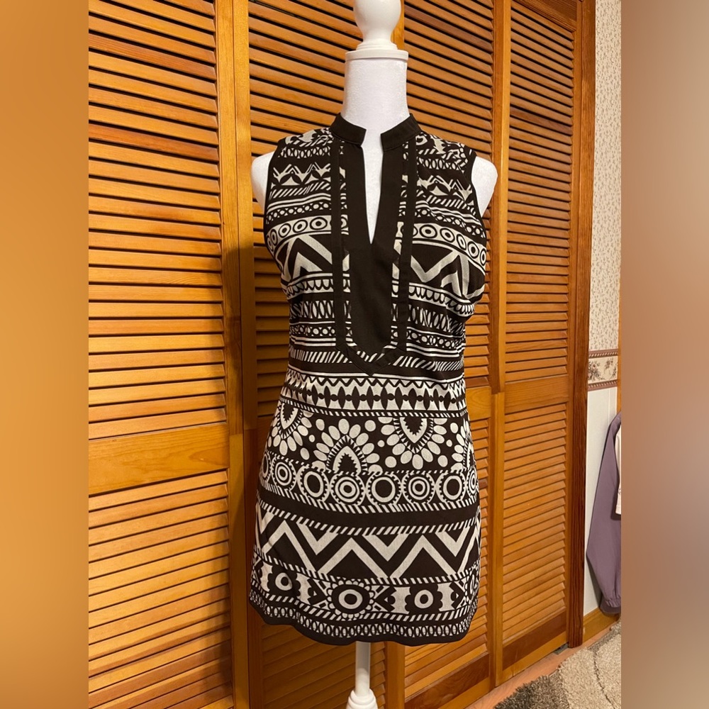 Women’s Sleeveless Top